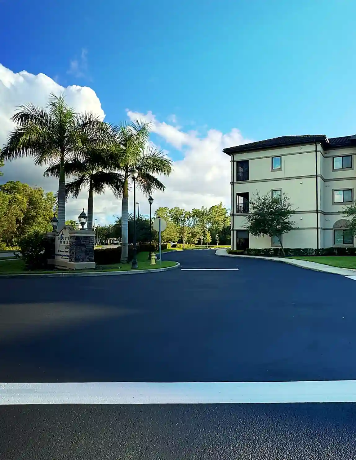 Concrete Curbs & Curbing